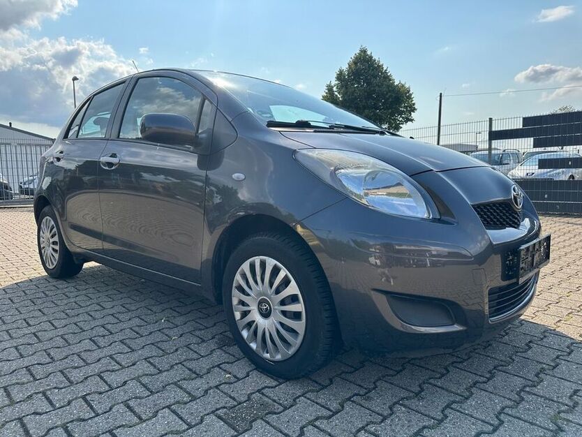 Yaris