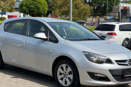 Opel Astra 115.757 km 8.990 &euro; Alsdorf 52477