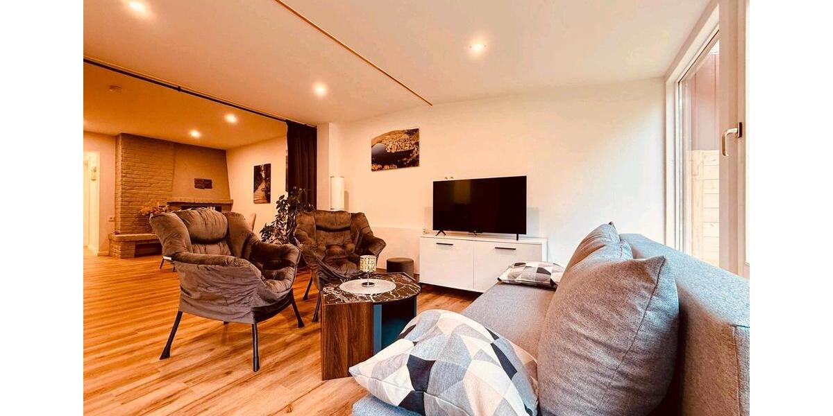 Etagenwohnung Simmerath - 14 Zimmer, 310 m&sup2;, 12.345&euro; | Angebot:26294793
