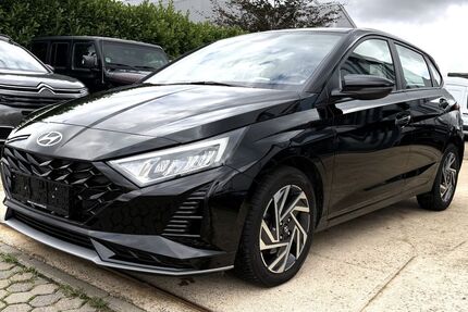 Hyundai i20 29.109 km 16.490 &euro; Düren 52351