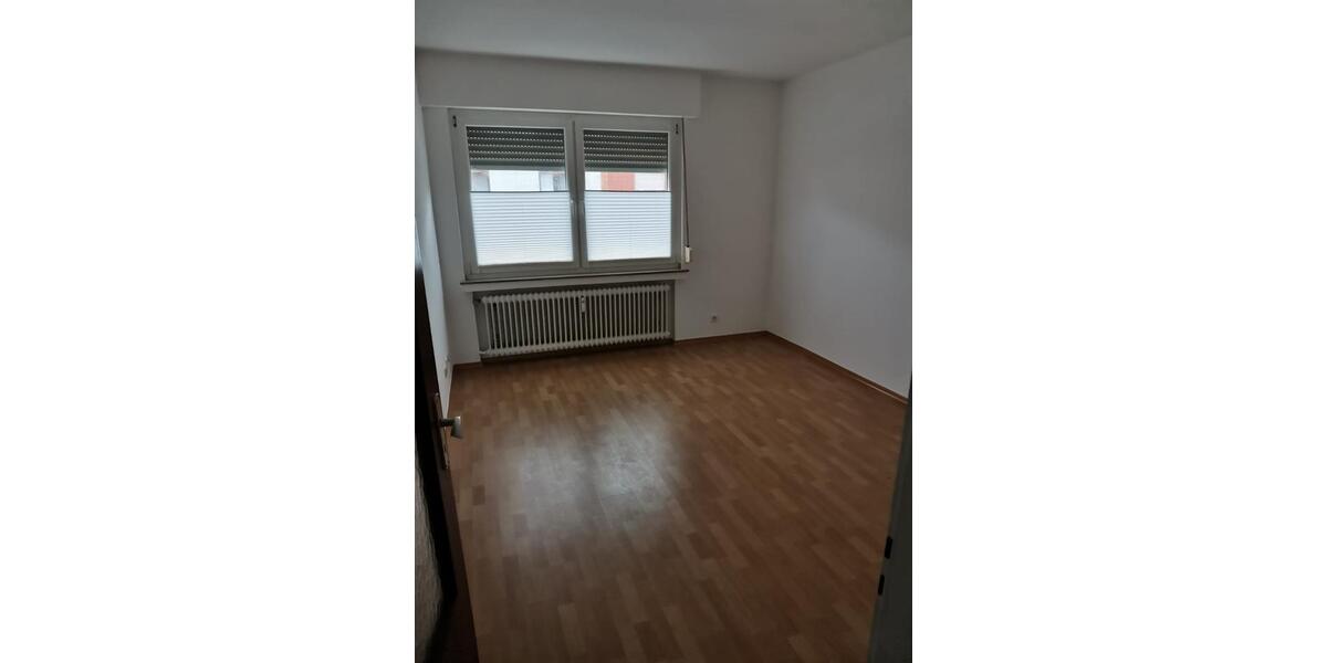 Etagenwohnung Würselen - 2 Zimmer, 52 m&sup2;, 500&euro; | Angebot:25824092