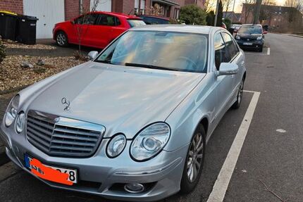Mercedes E 200