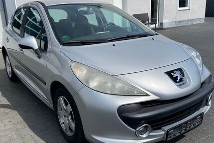 Peugeot 207 236.000 km 1.590 &euro; Düren 52351