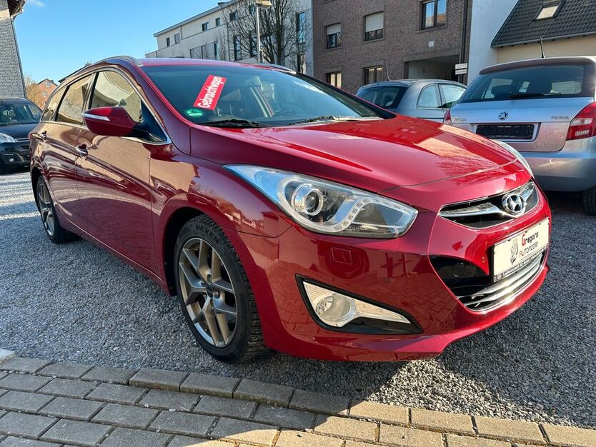 Hyundai i40 175.437 km 7.950 € Aachen 52080