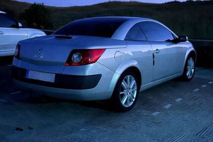 Renault Megane 181.000 km 2.299 &euro; Aachen 52078