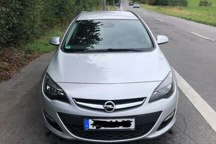 Opel Astra 200.000 km 3.800 € Aachen 52078