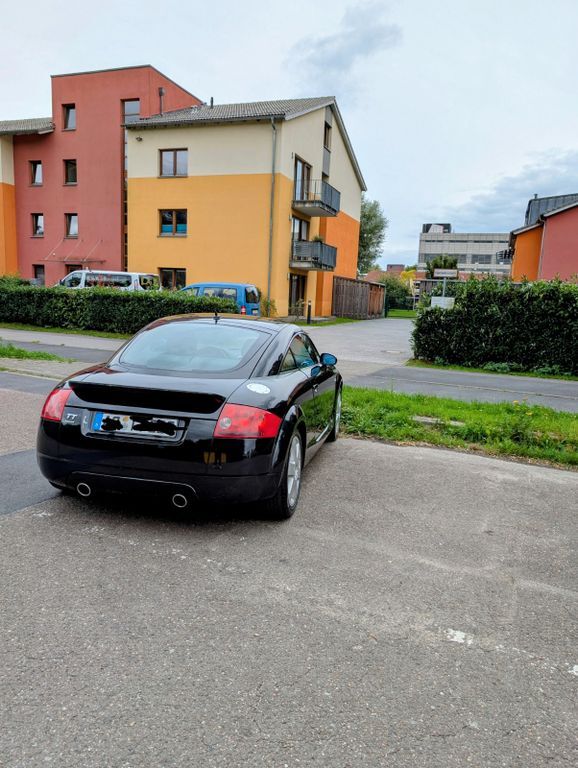 Audi TT 196.000 km 7.850 € Aachen 52070