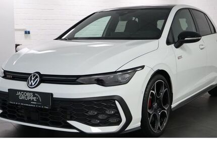 VW Golf 20.328 km 36.330 € Alsdorf 52477