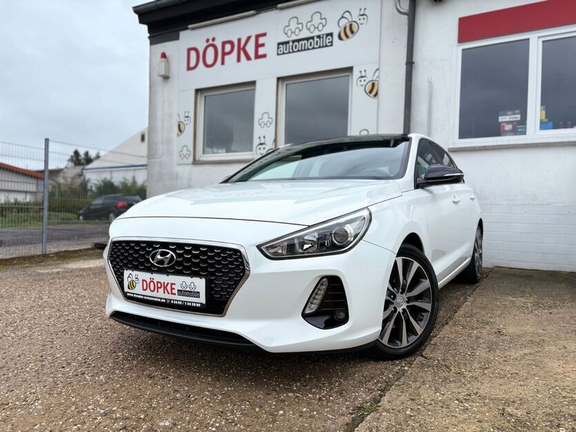 Hyundai i30 45.300 km 14.290 € Stolberg 52222