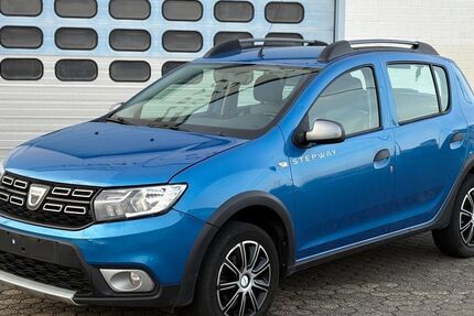 Dacia Sandero 122.000 km 4.800 &euro; Düren 52353