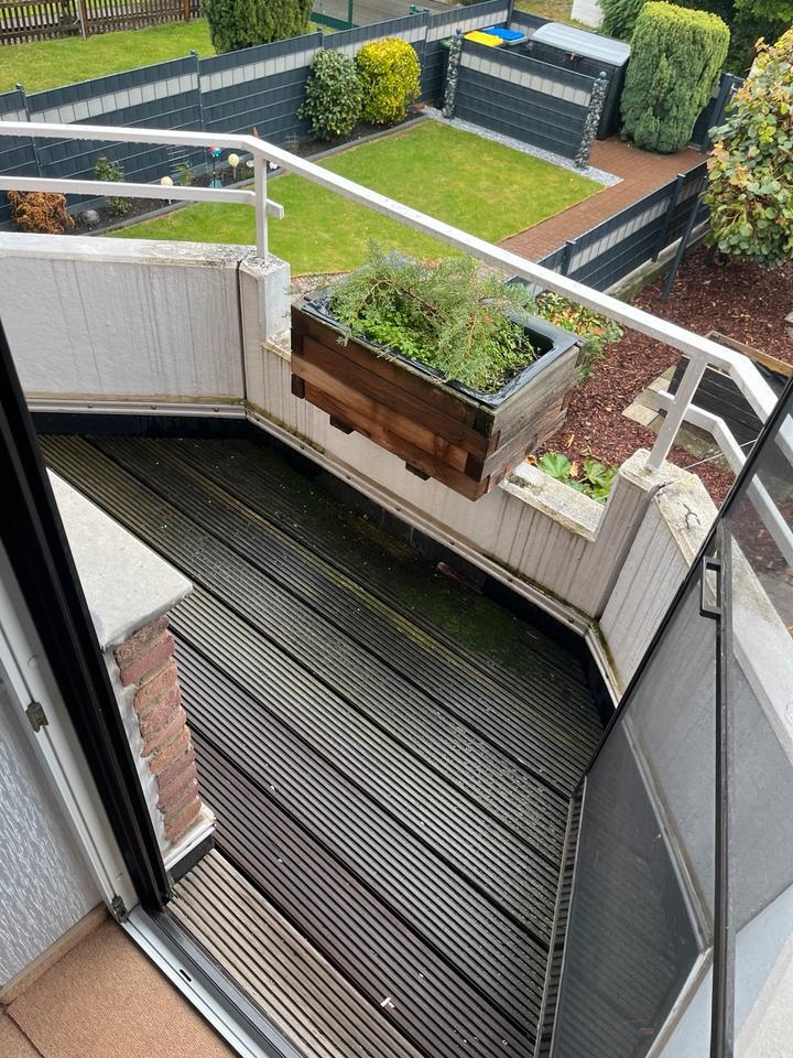 Wohnung 1.Etage Dürwiß TOP-Lage 100qm Kaltmiete 900€ zimmer
