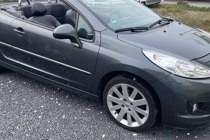 Peugeot 207 113.380 km 4.700 &euro; Würselen 52146