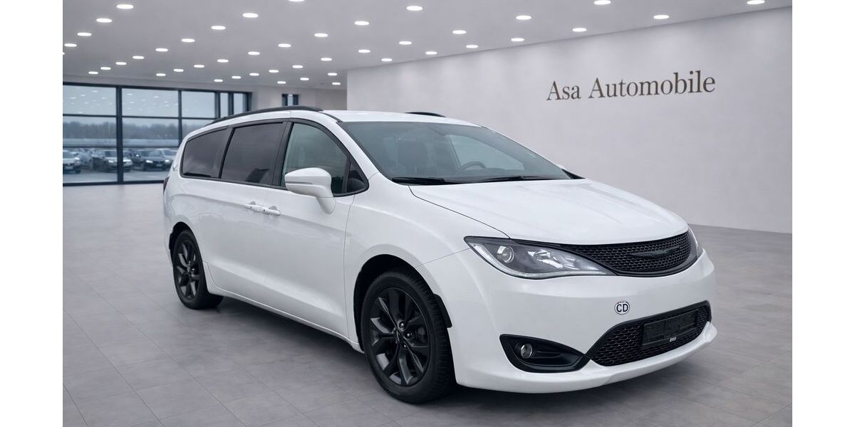Chrysler Pacifica 104.500 km 21.900 &euro; Düren 52351