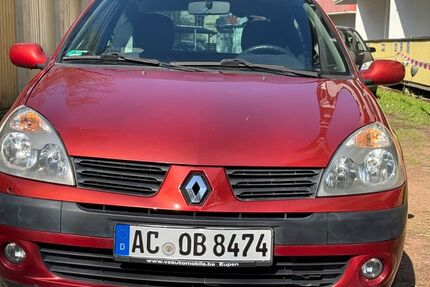 Renault Clio 110.600 km 1.990 &euro; eschweiler 52249