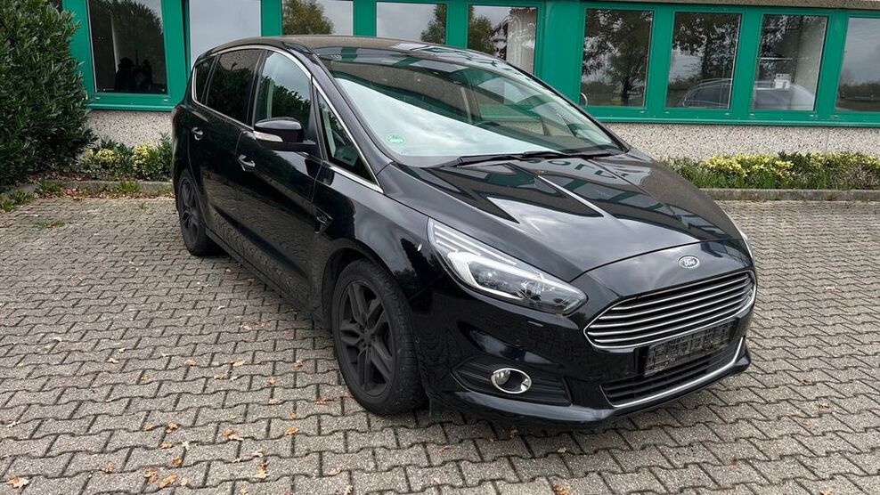 Ford S-Max 259.330 km 10.700 € Düren 52349