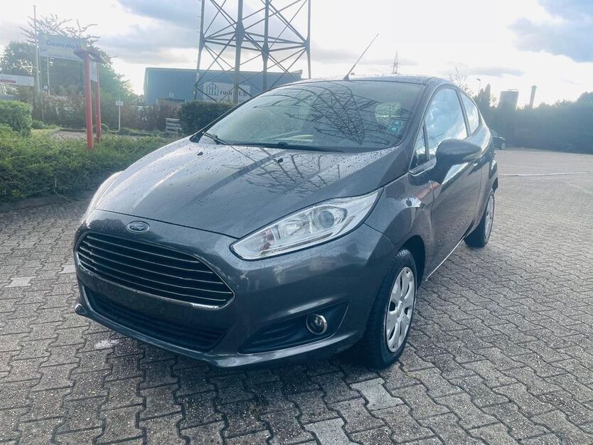 Ford Fiesta 130.000 km 4.699 € Aachen 52070