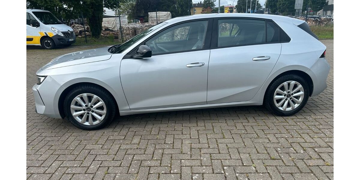 Opel Astra 83.000 km 17.499 &euro; würselen 52146