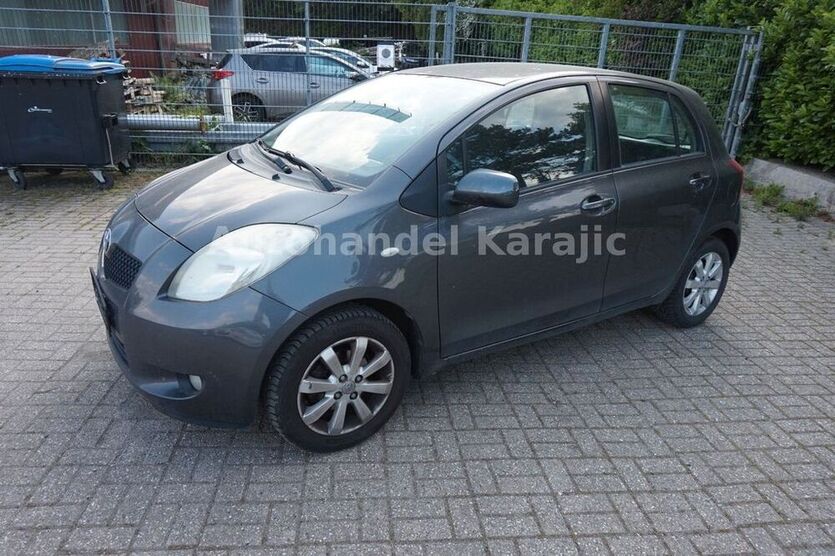 Yaris