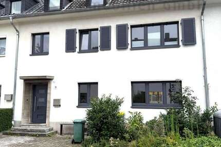 Haus zum Kaufen in Düren 449.000 € 206 m²