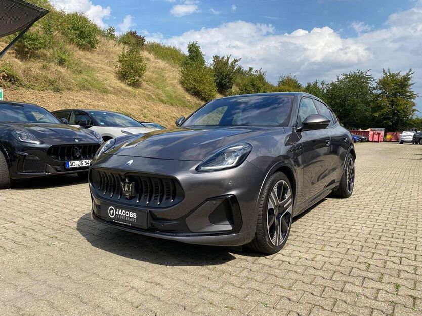 Maserati Grecale 18.000 km 97.900 € Eschweiler 52249