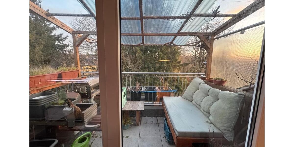 Dachgeschoßwohnung Aachen Eilendorf - 2 Zimmer, 70 m&sup2;, 940&euro; | Angebot:24655513