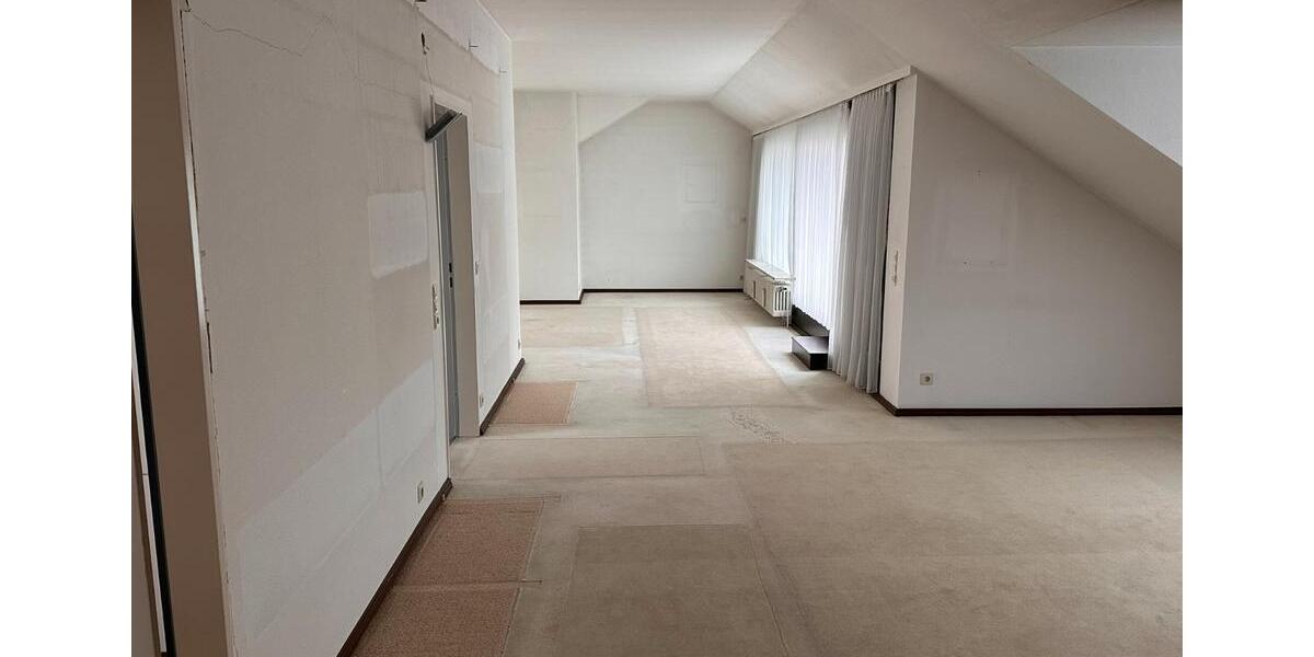 Dachgeschoßwohnung Aachen Aachen-Mitte - 2 Zimmer, 99 m&sup2;, 325.000&euro; | Angebot:27209201