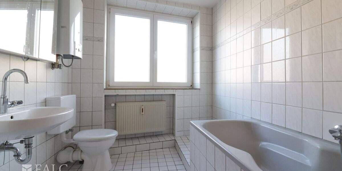 Etagenwohnung Stolberg Velau-Steinfurt - 3 Zimmer, 95 m&sup2;, 710&euro; | Angebot:25836315