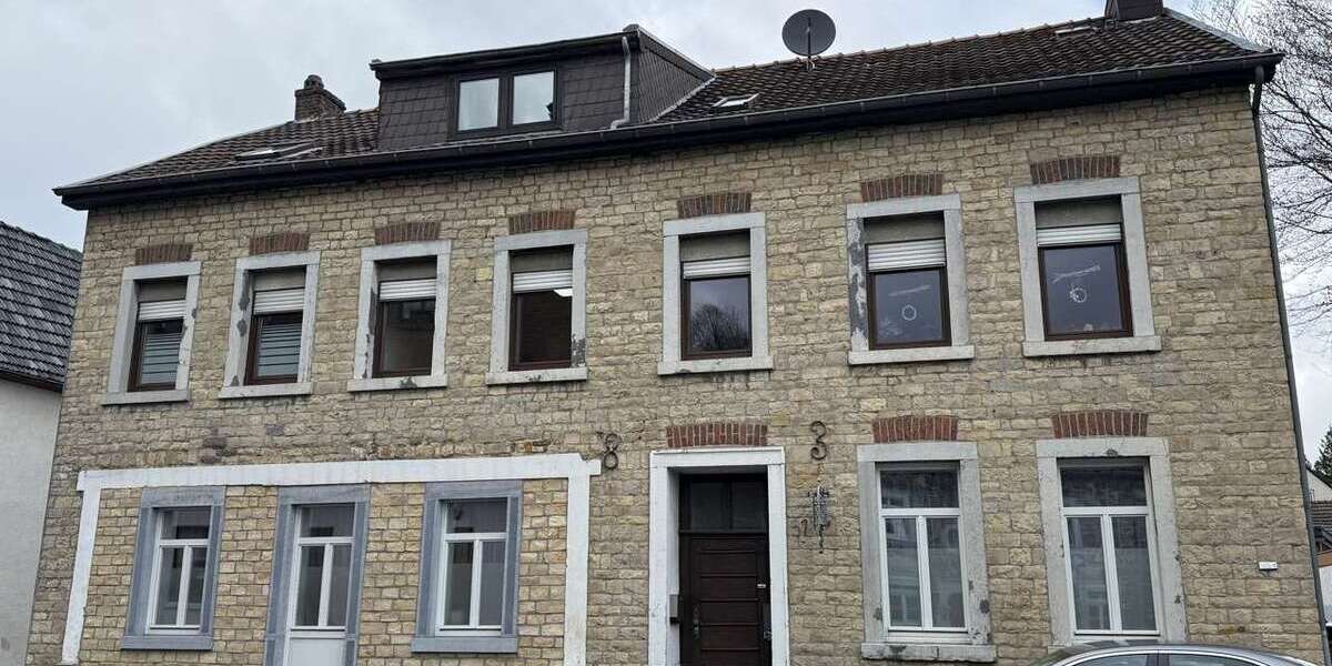Einfamilienhaus Stolberg (Rheinland) / Zweifall Zweifall - 7 Zimmer, 210 m&sup2;, 250.000&euro; | Angebot:27132307