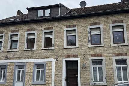 Haus Stolberg (Rheinland) / Zweifall Zweifall - 7 Zimmer, 210 m&sup2;, 250.000&euro; | Angebot:27132307
