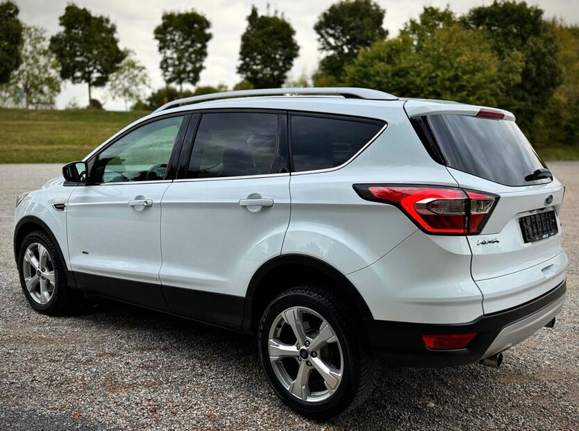 Ford Kuga 81.000 km 15.000 € Düren 52351