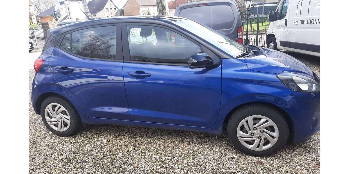 Hyundai i10 29.800 km 12.990 &euro; Geilenkirchen 52511