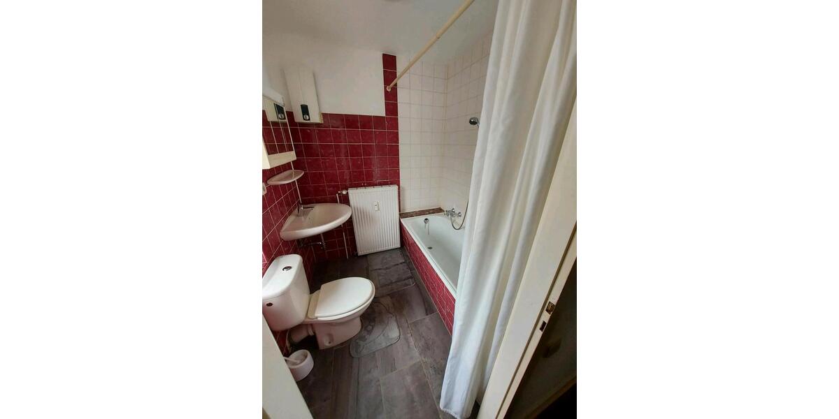 Erdgeschoßwohnung Geilenkirchen - 1 Zimmer, 33 m&sup2;, 410&euro; | Angebot:25725319