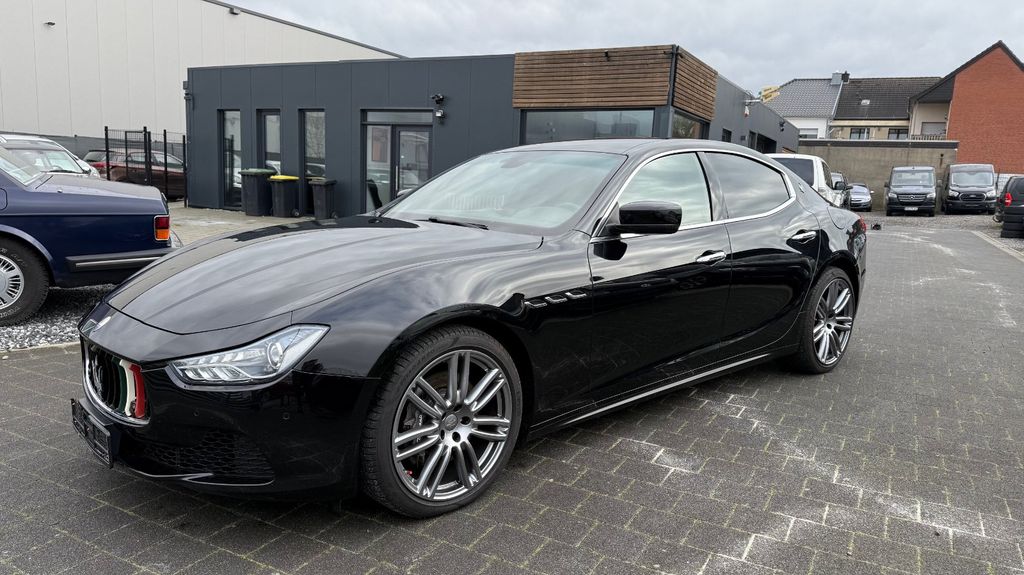 Maserati Ghibli 257.989 km 14.900 &euro; Übach Palenberg 52531