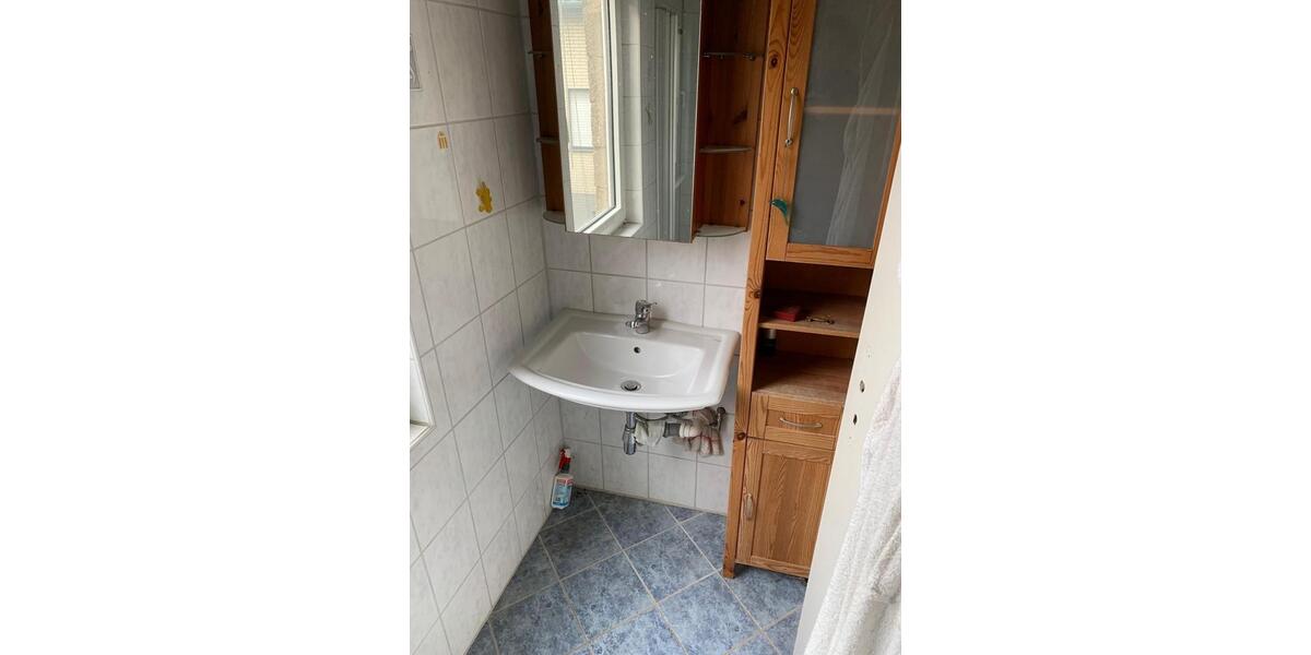 Natursteinhaus in Üdingen mit Garage - renovierungsbedürftig 5 zimmer