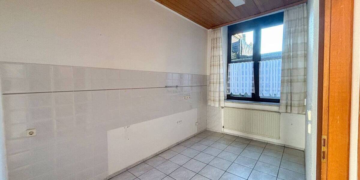 Mehrfamilienhaus, Wohnhaus Aachen Aachen-Mitte - 8 Zimmer, 291 m&sup2;, 495.000&euro; | Angebot:26257287