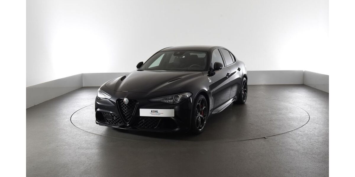 Alfa Romeo Giulia 13.019 km 73.330 &euro; Aachen 52078