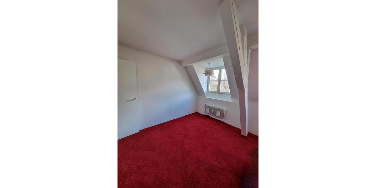 Dachgeschoßwohnung Aachen Aachen-Mitte - 3 Zimmer, 110 m&sup2;, 299.000&euro; | Angebot:25713588