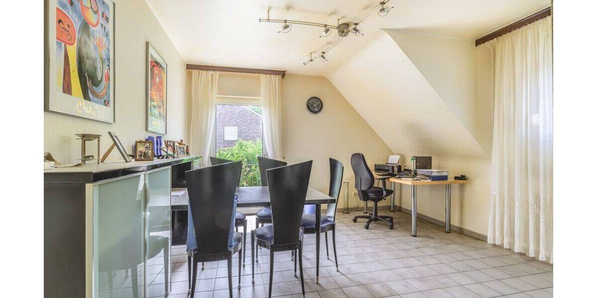 Mehrfamilienhaus, Wohnhaus Herzogenrath - 6 Zimmer, 143 m&sup2;, 389.000&euro; | Angebot:26917524