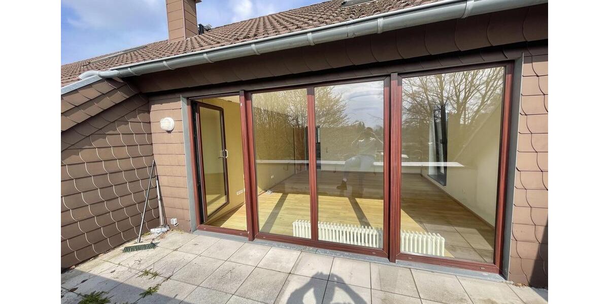 Exklusive Penthousewohnung mit Balkon und Blick ins Grüne - 97m2 3 zimmer