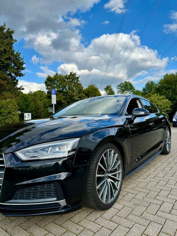 Audi A5 142.000 km 18.990 € Aachen 52072