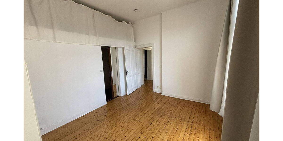 Etagenwohnung Aachen Aachen-Mitte - 4 Zimmer, 140 m&sup2;, 1.680&euro; | Angebot:26764524