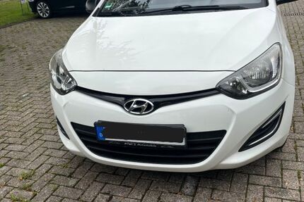 Hyundai i20 177.000 km 3.250 € Aachen 52078