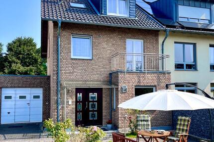 Haus Aachen Aachen-Mitte - 6 Zimmer, 141 m&sup2;, 730.000&euro; | Angebot:24732565