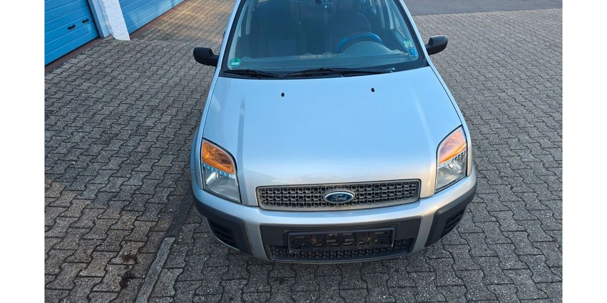 Ford Fusion 150.000 km 1.999 &euro; Aachen 52068
