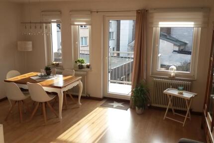 Helle 2-Zimmer-Wohnung, Hubertusviertel, Sonnenbalkon,sehr ruhig 2 zimmer