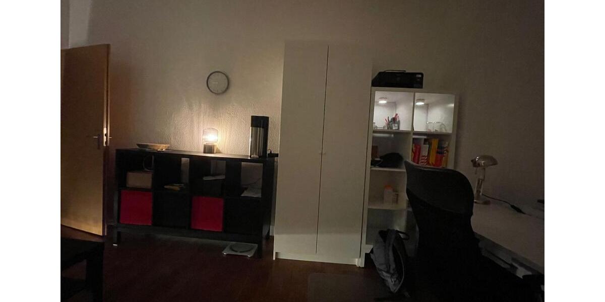 Etagenwohnung Aachen Aachen-Mitte - 1 Zimmer, 30 m&sup2;, 300&euro; | Angebot:26456138