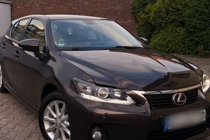 Lexus CT 200h 199.759 km 9.500 &euro; Herzogenrath 52134