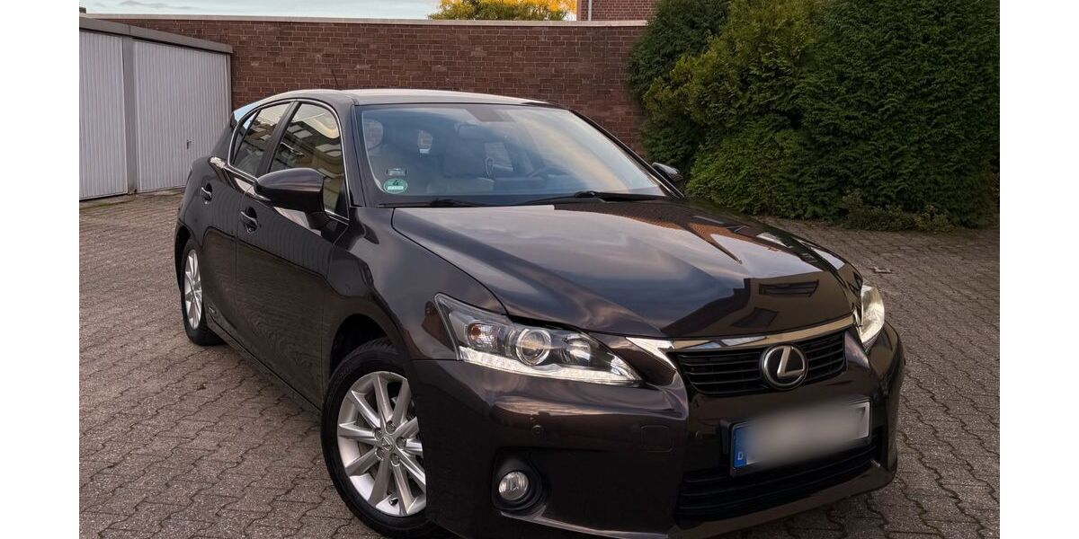 Lexus CT 200h 199.759 km 9.500 &euro; Herzogenrath 52134