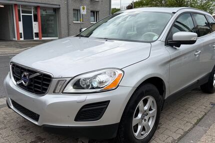 Volvo XC60 435.000 km 4.350 &euro; Aachen 52080