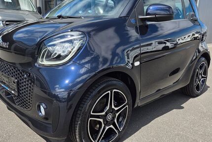 Smart ForTwo 13.700 km 13.880 &euro; Düren 52351